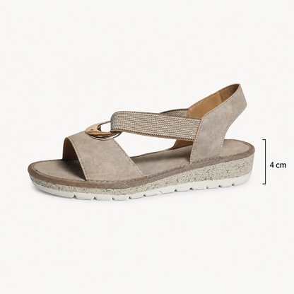 Sandales à brides croisées